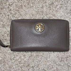 Tory Burch Continental Wallet